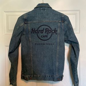 Brand new without tags, stylish denim jacket from Hard Rock Cafe Pigeon Forge